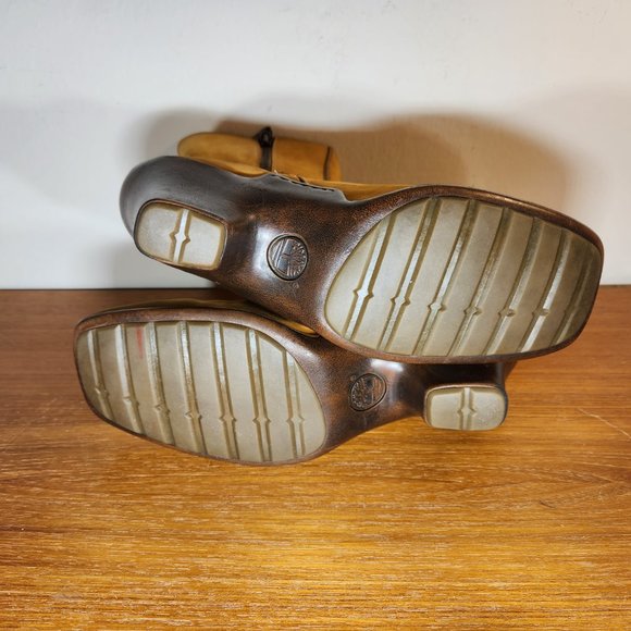 Timberland Original Yellow Waterproof Boots Women (8.5) - Picture 10 of 15